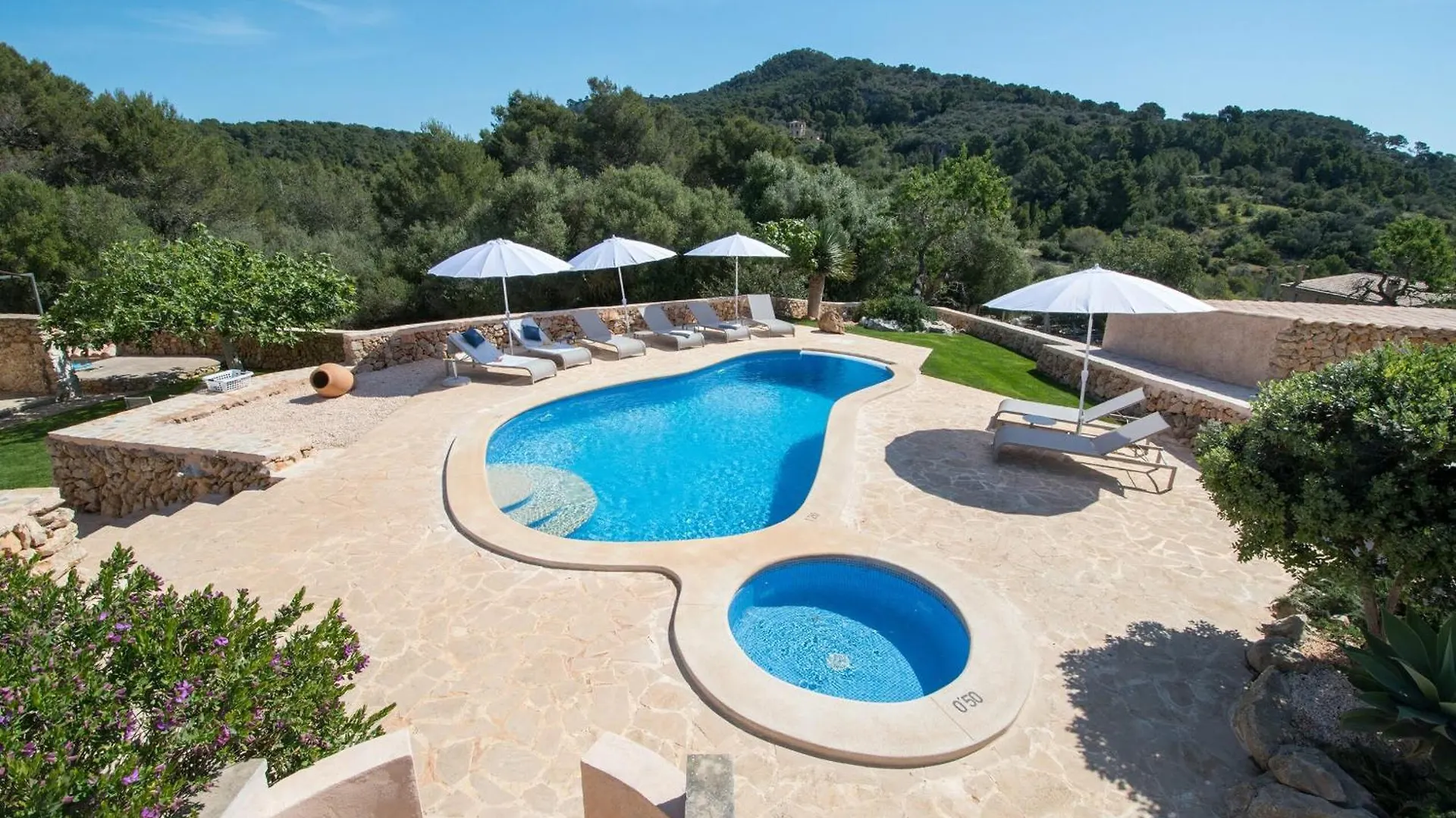 Willa Finca Can Roig Es Carritxo Hiszpania